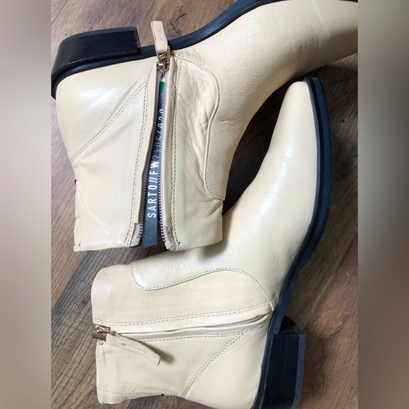 Franco Sarto Yeni Block Heel Ankle Boots Size: 6 - Picture 3 of 9